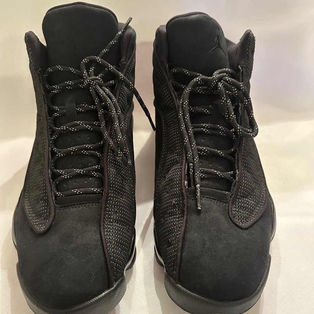 Air Jordan 13 Retro (aka Black cat)  - Size 10-1/2